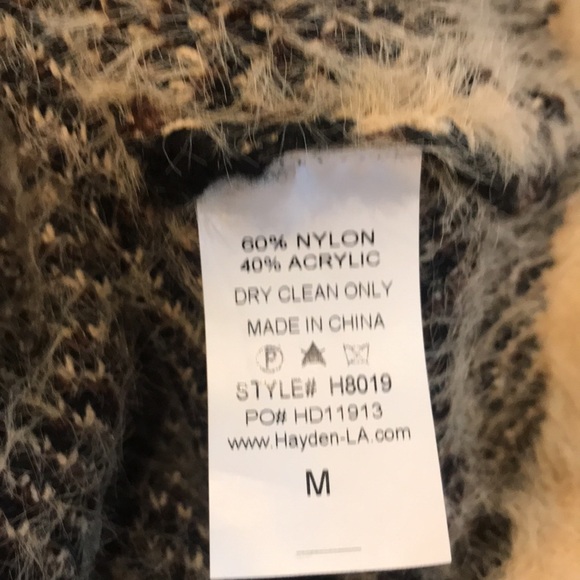 Hayden Feelinf Ferocious Leopard Print Sweater - Picture 4 of 4